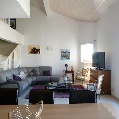 T3 Duplex De 104m2 Avec Balcon Et Parking Individuel Securise - Quartier De L'aiguillon - Port De Plaisance Appartement *